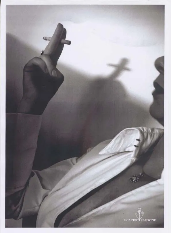 League Against Cancer Shadow print ad – cigarette cross shadow | Radovan Grezo